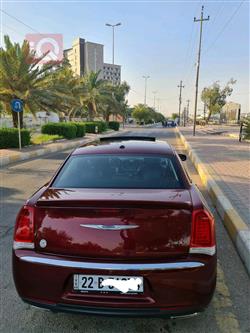 کرایسلەر 300
